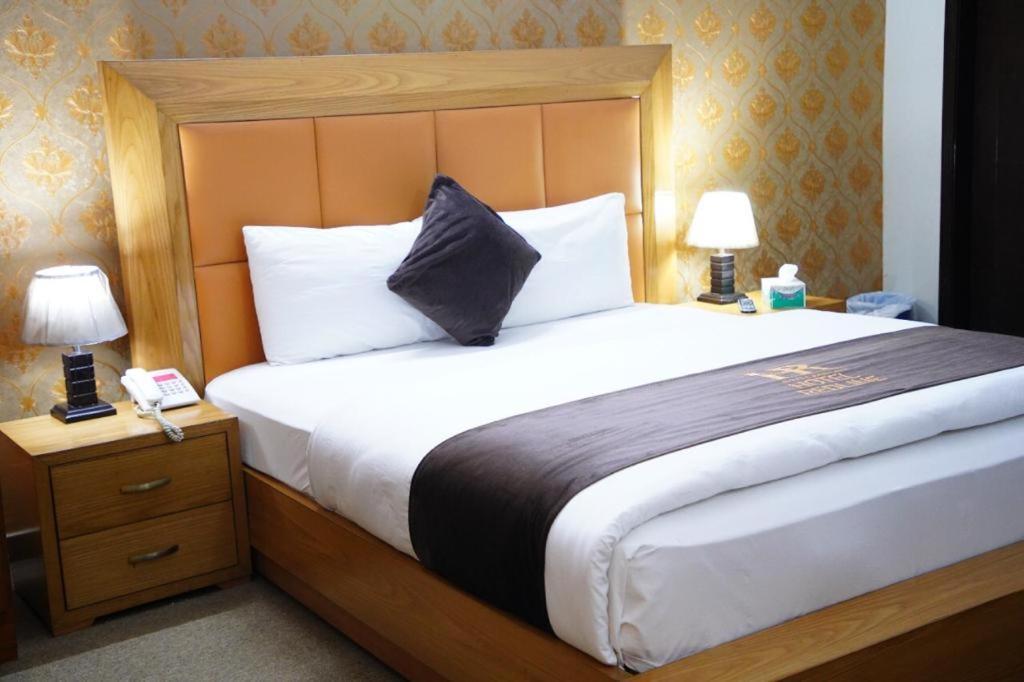 Hotel Red Line 伊斯兰堡 外观 照片
